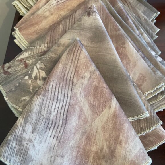 40 - Hand made Serged Round Cloth Napkins Mult Coloured Gold/Beige/Forest Green - Picture 4 of 12